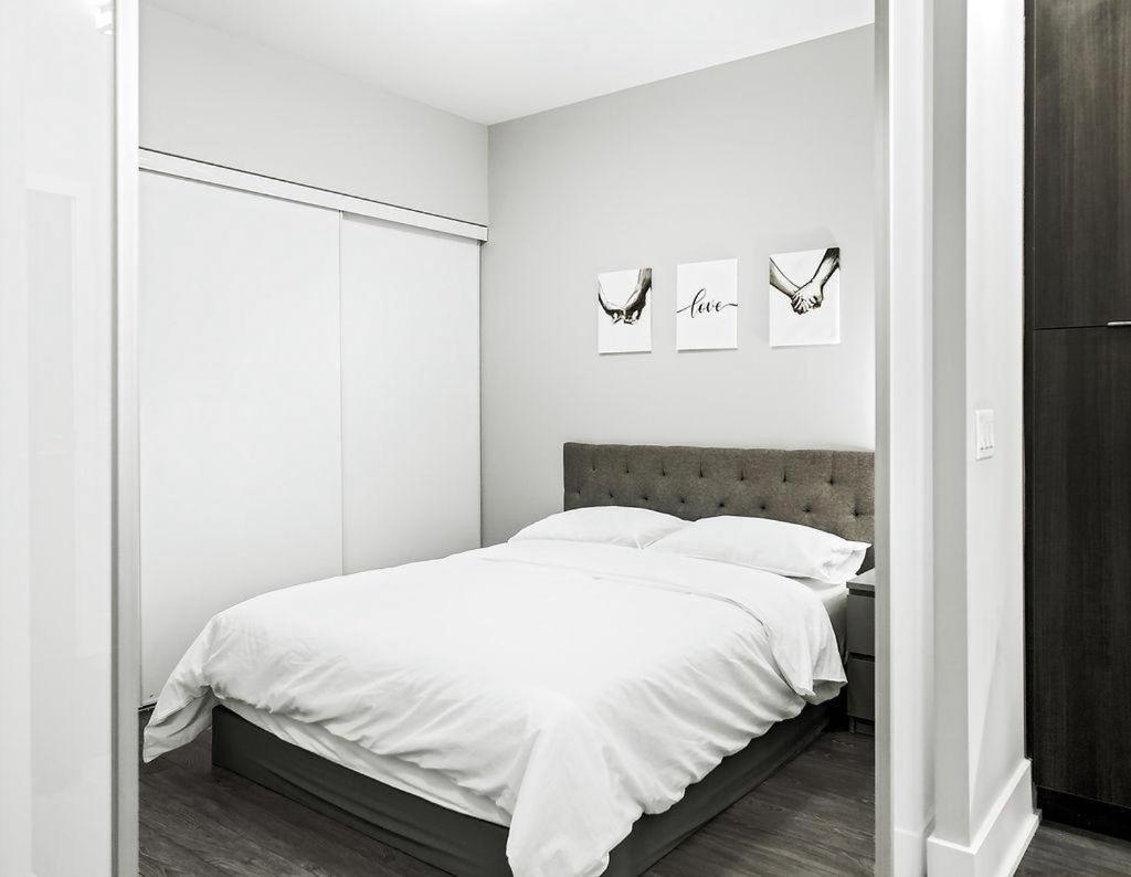 Skyline Suites - Walk To Mtcc, Acc, Rogers Centre & Entertainment District トロント エクステリア 写真